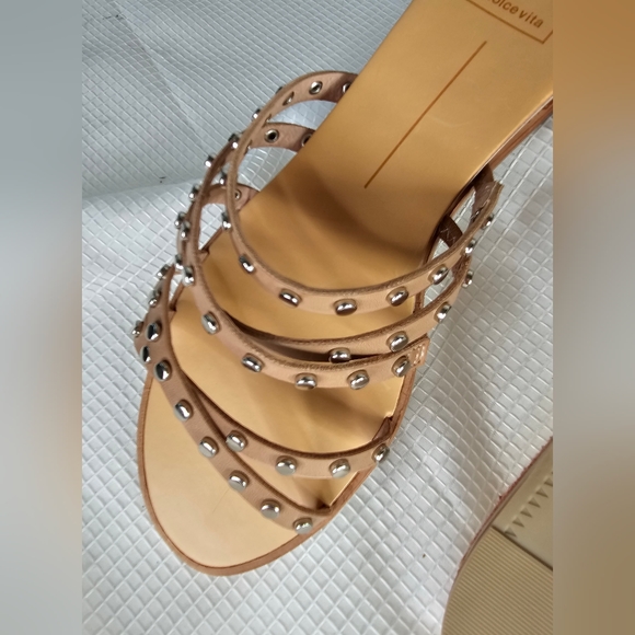 *NWOB* Dolce Vita Studded Sandals - Picture 7 of 10
